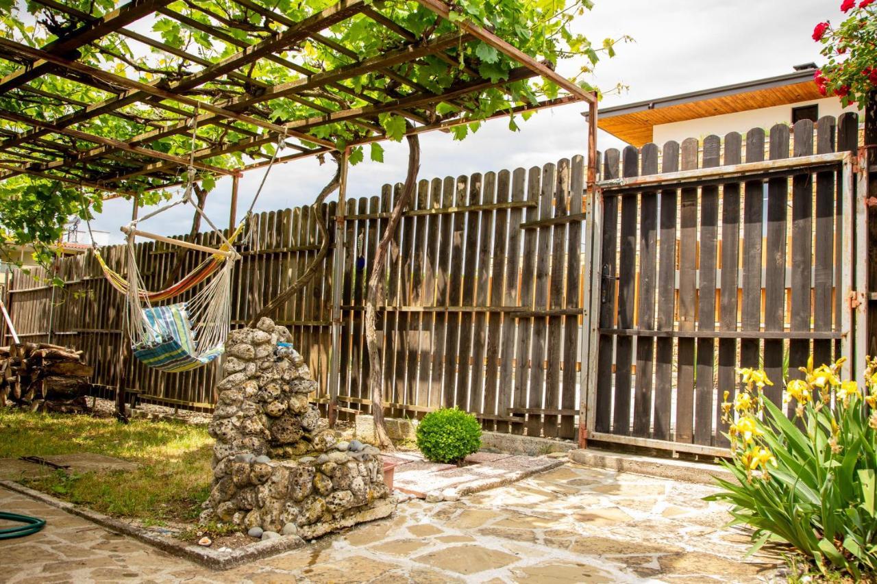 Villa Beni - 4 Bedroom Private House By Flаt Manаger Lozenec Kültér fotó