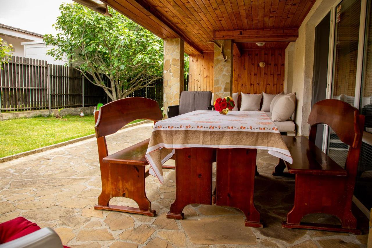 Villa Beni - 4 Bedroom Private House By Flаt Manаger Lozenec Kültér fotó